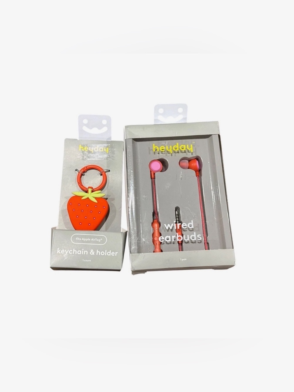 Heyday Wired Earbuds & Strawberry Keychain Holder For Apple AirTag